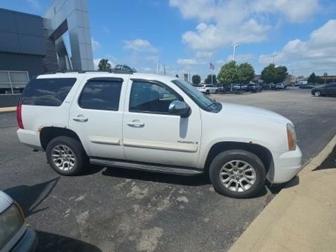Used 2009 GMC Yukon SLT AWD/4WD image 4