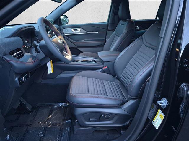 New 2027 Ford Explorer ST-Line w/ Premium Package RWD image 4