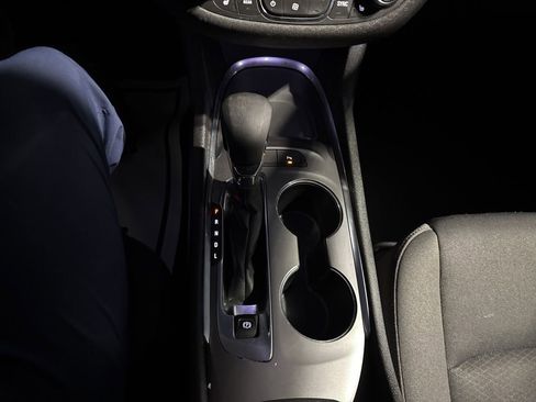 Used 2024 Chevrolet Malibu LT image 23