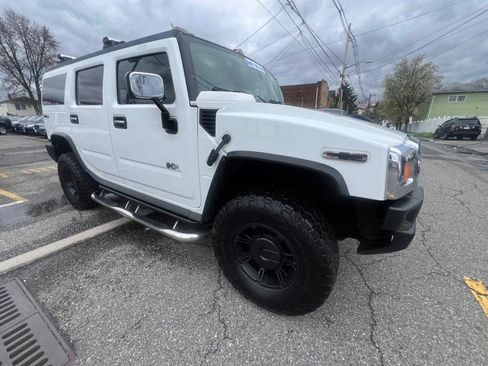 Used 2003 HUMMER H2 w/ Preferred Equipment Group image 3