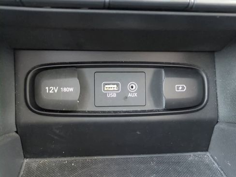 Used 2019 Hyundai Santa Fe Limited image 31