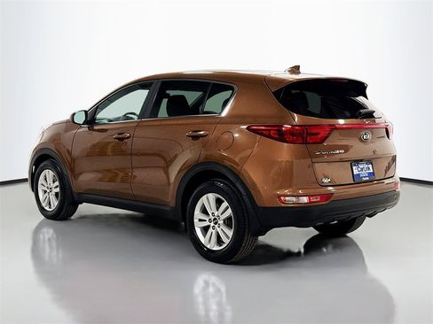 Used 2019 Kia Sportage LX image 4