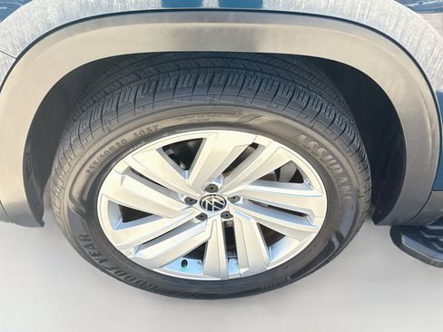Used 2020 Volkswagen Atlas Cross Sport SE w/ Towing Package FWD image 37