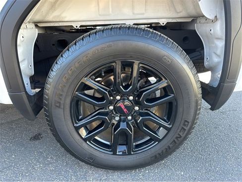 Certified 2022 GMC Sierra 1500 Elevation image 15