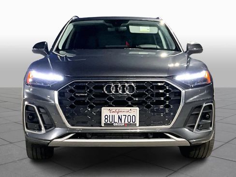 Used 2021 Audi Q5 e Prestige w/ Prestige Package image 3