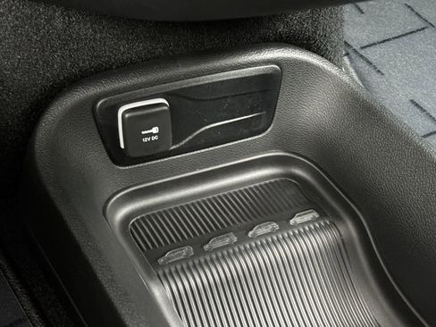 New 2026 Chrysler Pacifica Select w/ S Appearance Package image 26