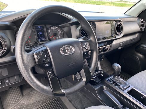 Used 2023 Toyota Tacoma SR AWD/4WD image 17