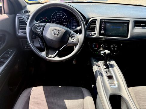 Used 2019 Honda HR-V Sport image 10