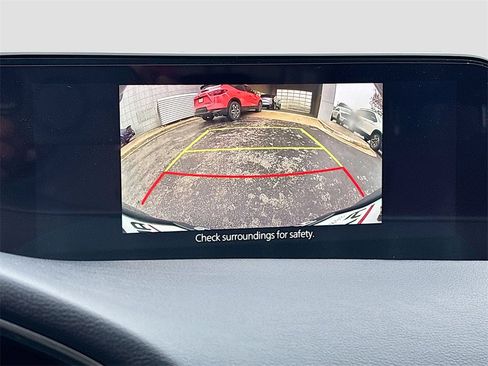 Used 2023 MAZDA MAZDA3 s image 13