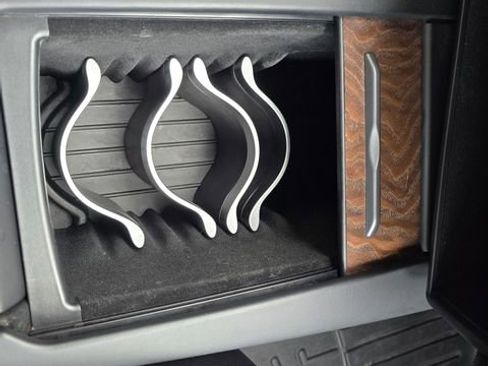 Used 2019 Tesla Model S Long Range image 59