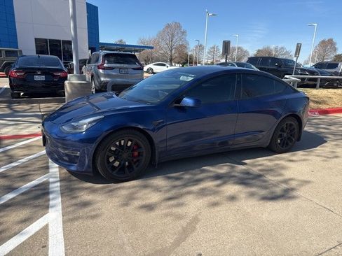 Used 2020 Tesla Model 3 Performance image 2