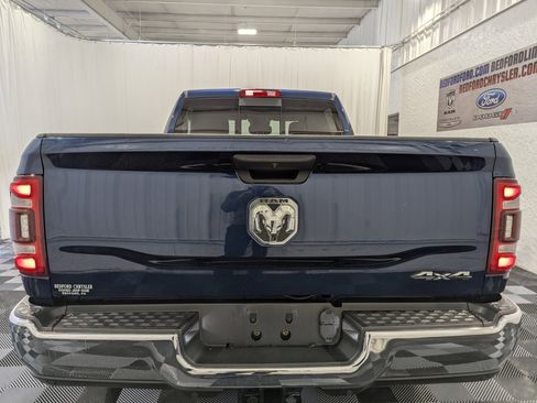 Used 2020 RAM 2500 Tradesman w/ Safety Group image 12