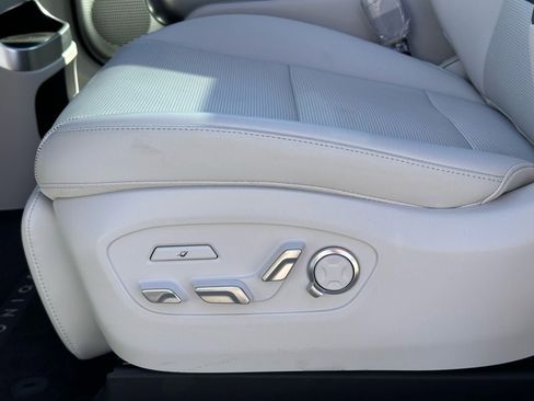 Certified 2026 Hyundai Ioniq 9 Calligraphy image 33