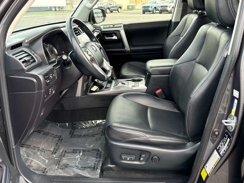 Used 2023 Toyota 4Runner Limited AWD/4WD image 12