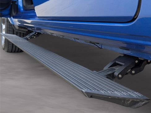 Used 2022 RAM 1500 Laramie image 12