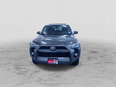 Used 2017 Toyota 4Runner SR5 Premium AWD/4WD image 5