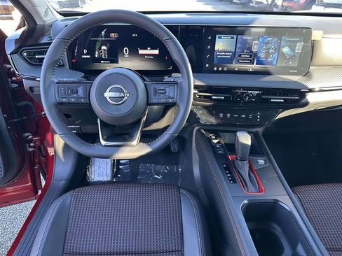 New 2026 Nissan Kicks SR image 17