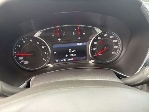 Used 2023 Chevrolet Equinox Premier FWD image 27