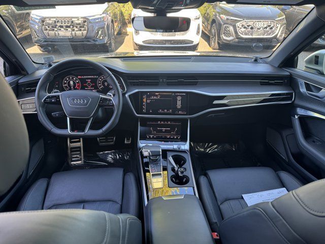 Certified 2022 Audi RS 6 AWD/4WD image 12