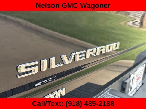 Used 2022 Chevrolet Silverado 2500 High Country w/ Safety Package II AWD/4WD image 9