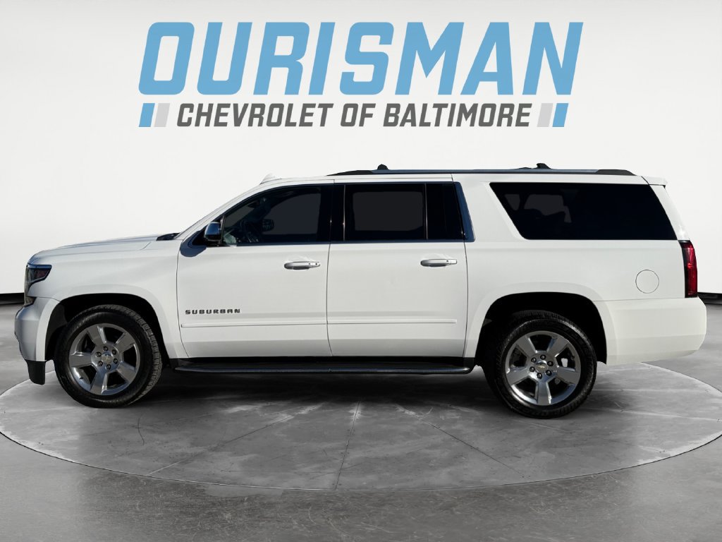 Used 2020 Chevrolet Suburban Premier AWD/4WD image 3