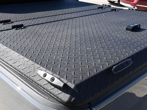 Used 2022 Jeep Gladiator Rubicon w/ LED Lighting Group image 9