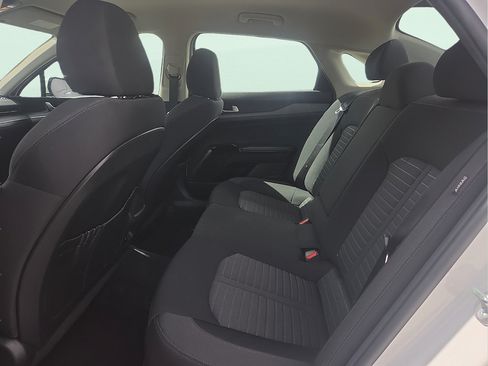 Used 2025 Kia K5 LXS FWD image 11