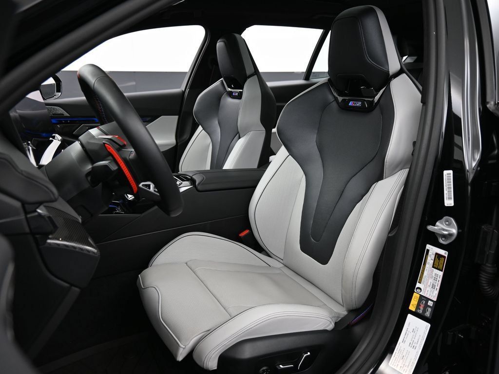 Used 2025 BMW M5 Touring AWD/4WD image 5