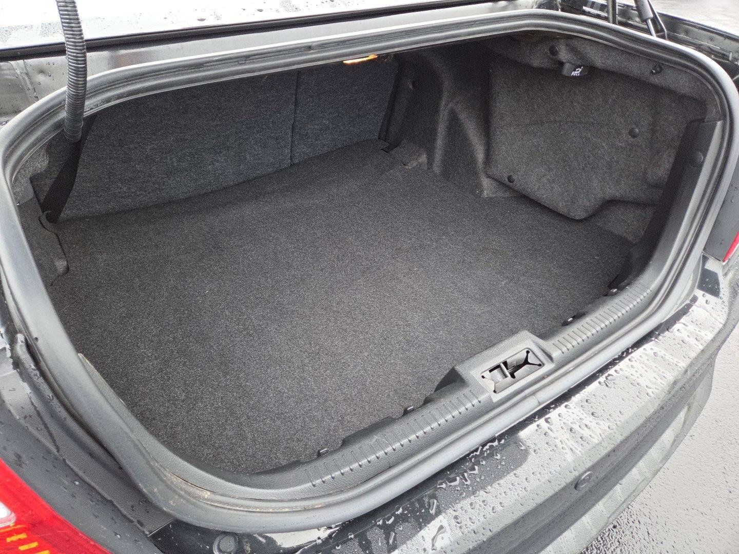 Used 2012 Ford Fusion SEL FWD image 16