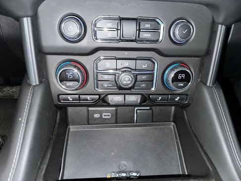 Certified 2022 Chevrolet Tahoe LT w/ LT Signature Package image 17