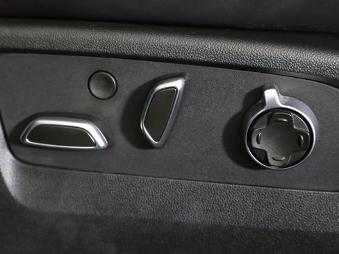 Used 2023 Cadillac Escalade ESV Sport Platinum w/ LPO, ONYX Package image 45