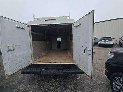 Used 2008 Chevrolet Express 3500 image 15