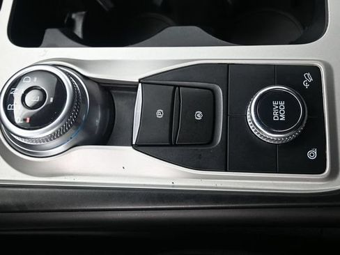 Certified 2023 Ford Explorer XLT AWD/4WD image 13