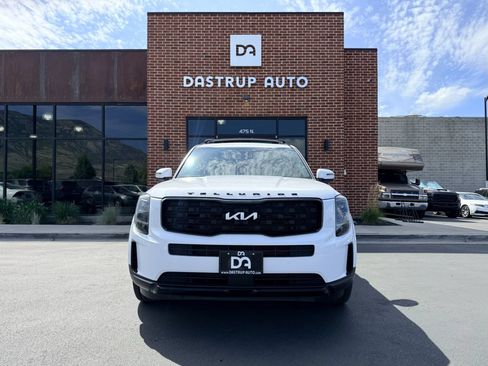 Used 2022 Kia Telluride EX w/ EX Premium Package AWD/4WD image 2