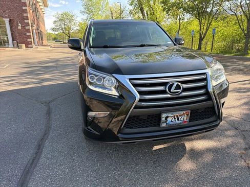 Used 2018 Lexus GX 460 Luxury w/ Preferred Accessory Package AWD/4WD image 8