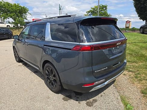 Certified 2022 Kia Carnival SX Prestige FWD image 7