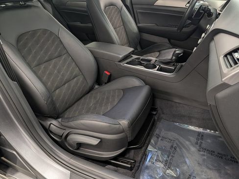 Used 2018 Hyundai Sonata Sport FWD image 28