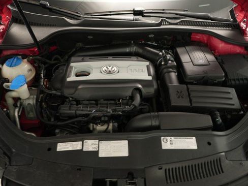 Used 2013 Volkswagen Eos Komfort FWD image 53