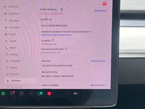 Used 2021 Tesla Model 3 Performance image 18