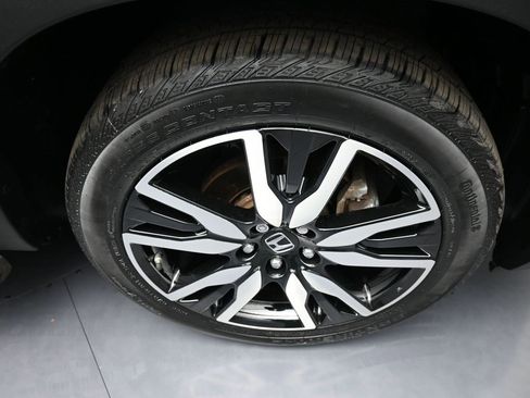 Certified 2022 Honda Pilot Touring image 13