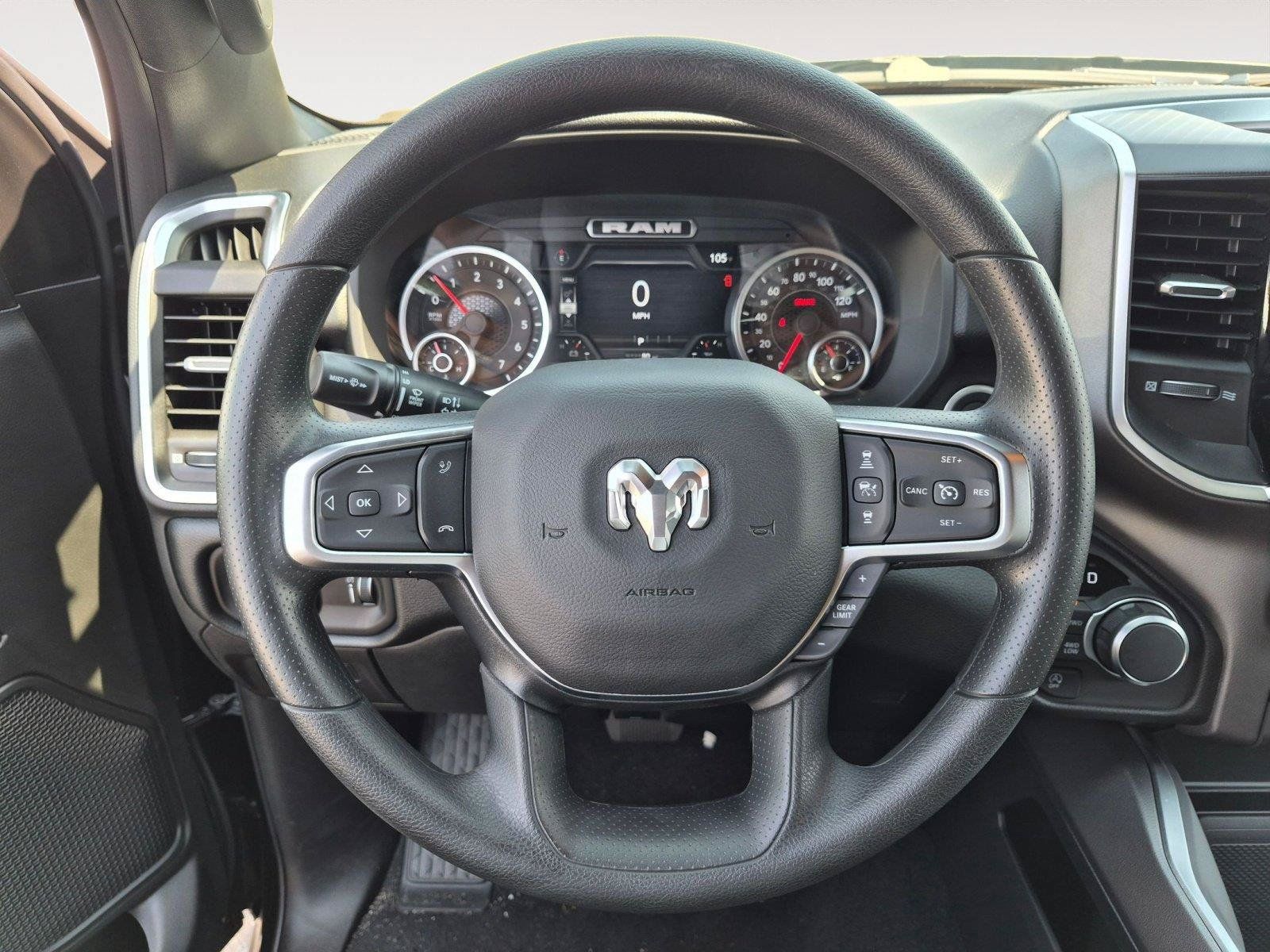 New 2026 RAM 1500 Express AWD/4WD image 18