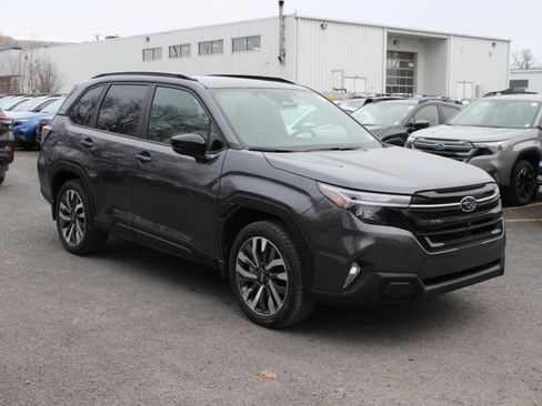 New 2026 Subaru Forester Touring AWD/4WD image 3