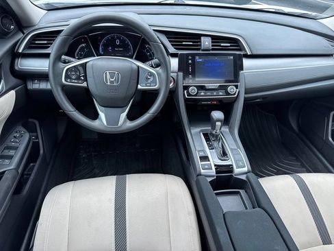 Used 2018 Honda Civic EX image 22