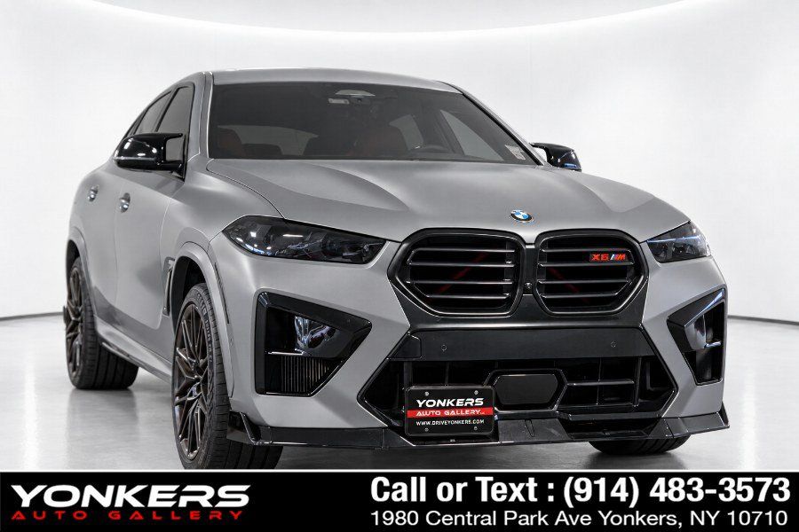 Used 2025 BMW X6 M Competition w/ Executive Package AWD/4WD image 4