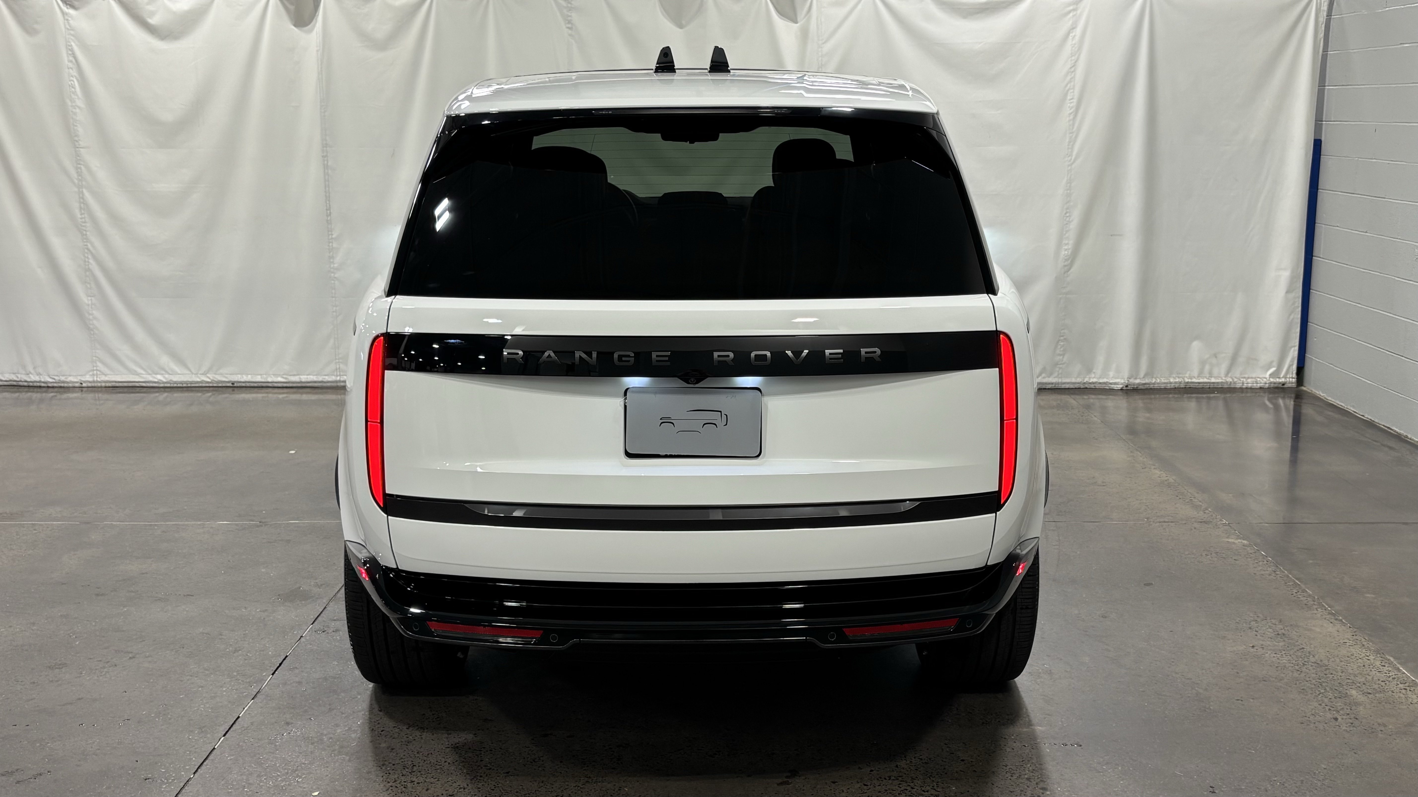 New 2026 Land Rover Range Rover SE AWD/4WD image 8