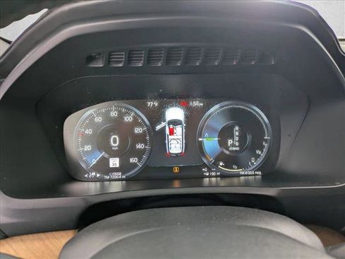 Used 2016 Volvo XC90 T8 Inscription w/ Vision Package image 11