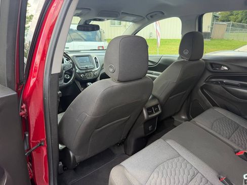 Used 2018 Chevrolet Equinox LT FWD image 20