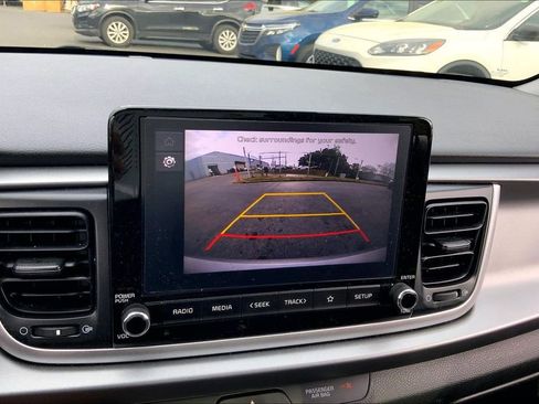 Used 2023 Kia Rio S w/ Technology Package image 11