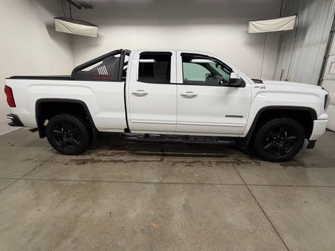 Used 2017 GMC Sierra 1500 SLE image 6