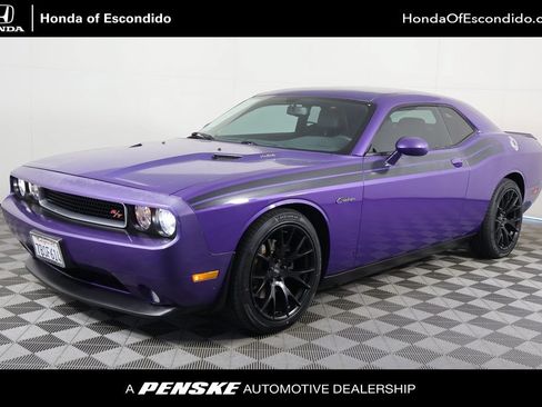 Used 2013 Dodge Challenger R/T RWD image 1